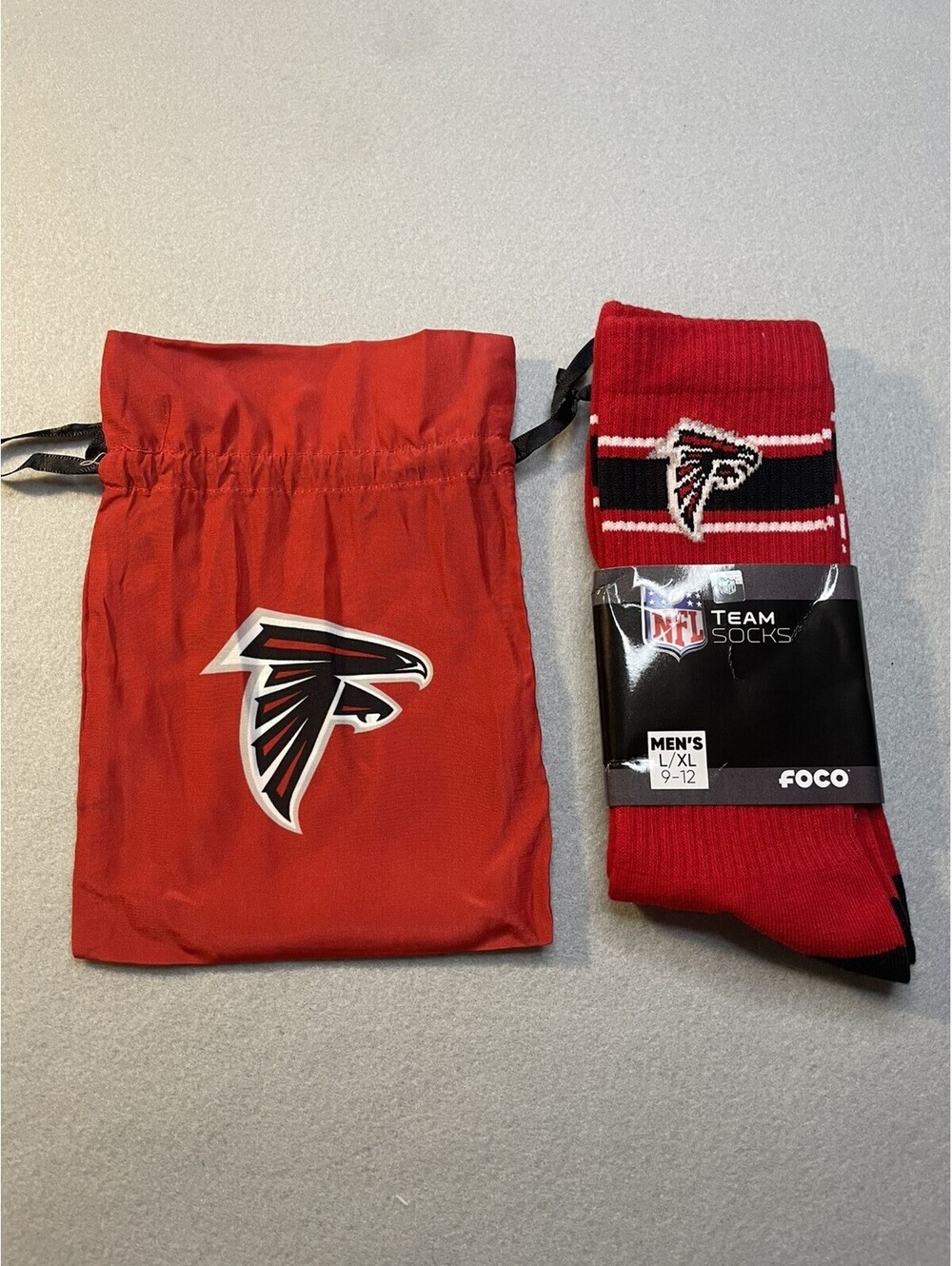 Official Logo Atlanta Falcons Unisex Sock Mens L/XL 9-12 With Gift Bag